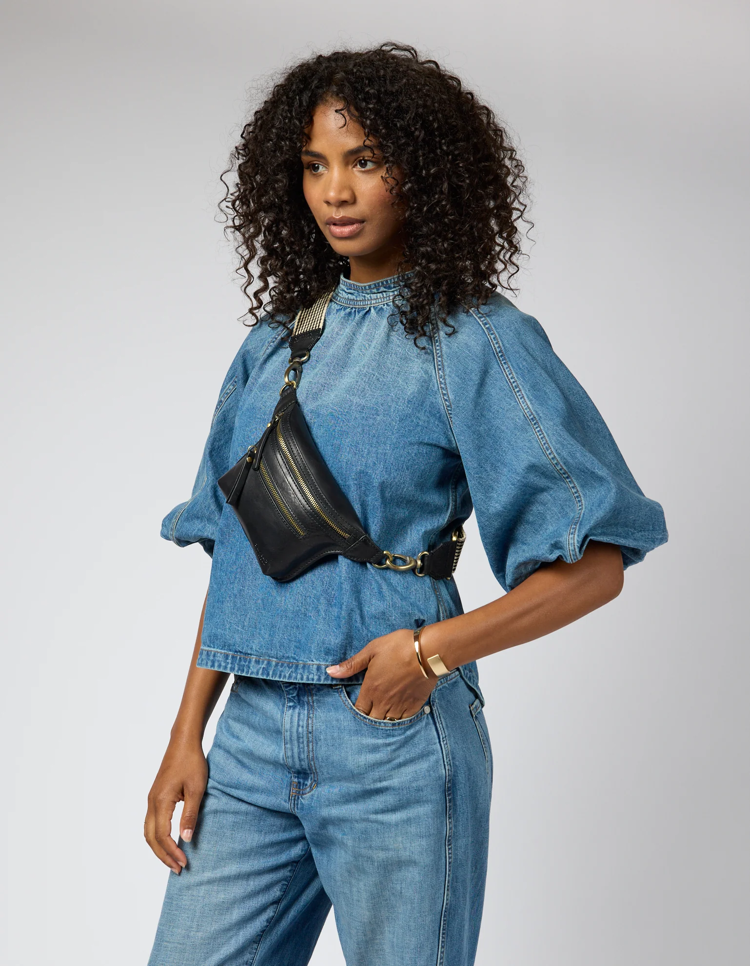 Beck's Bum Bag - Black Stromboli Leather - Image 6