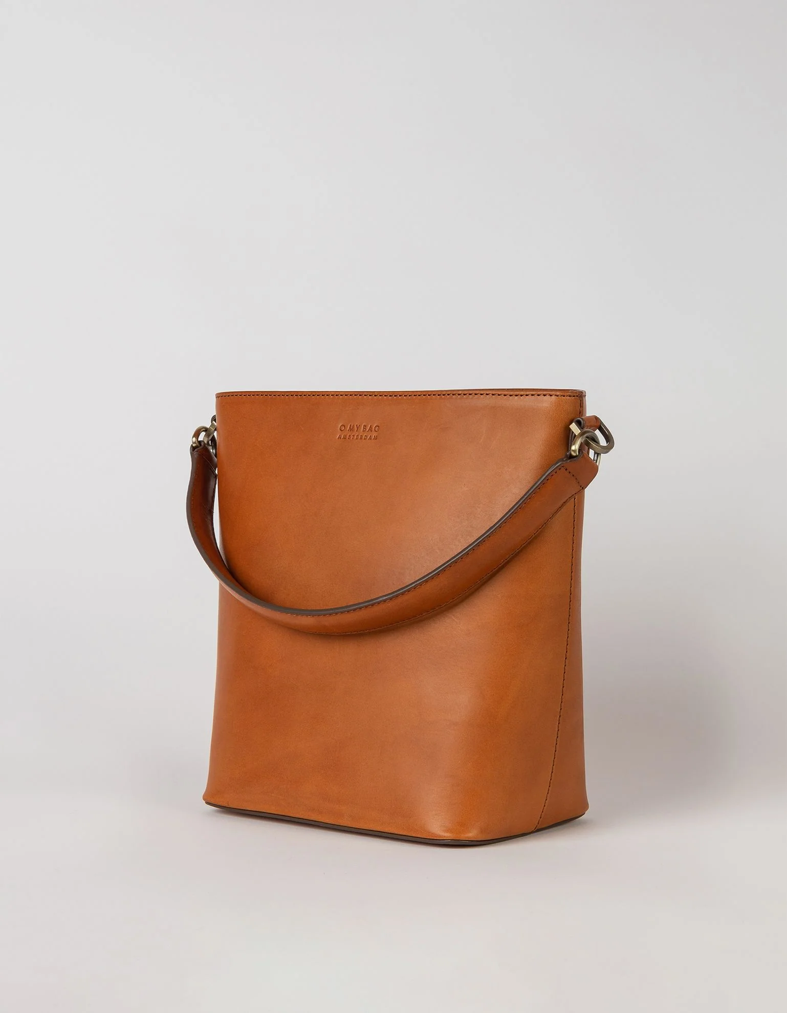 Bobbi Bucket Bag Maxi - Cognac Classic Leather - Image 3