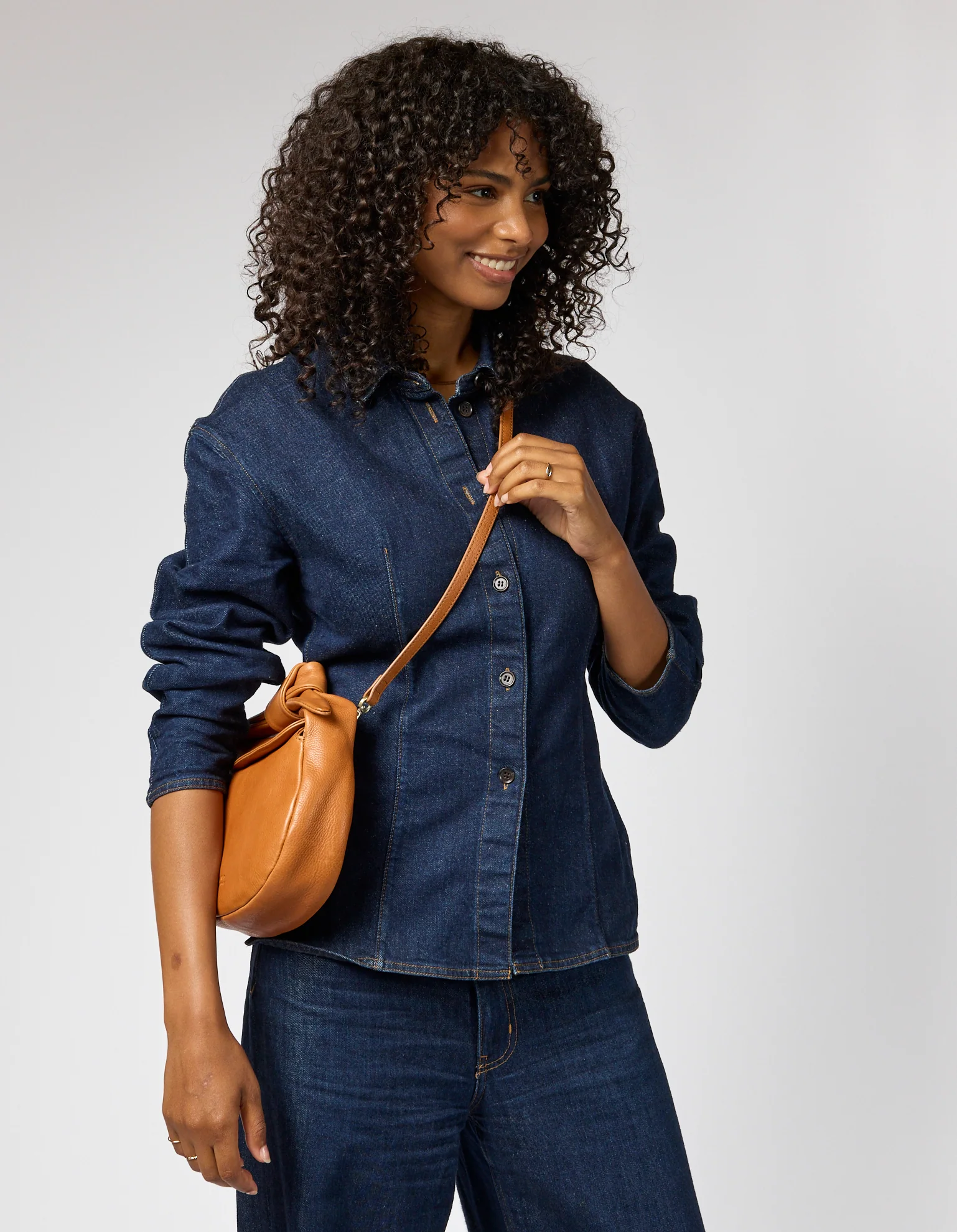 Coco Croissant - Wild Oak Soft Grain Leather - Image 7