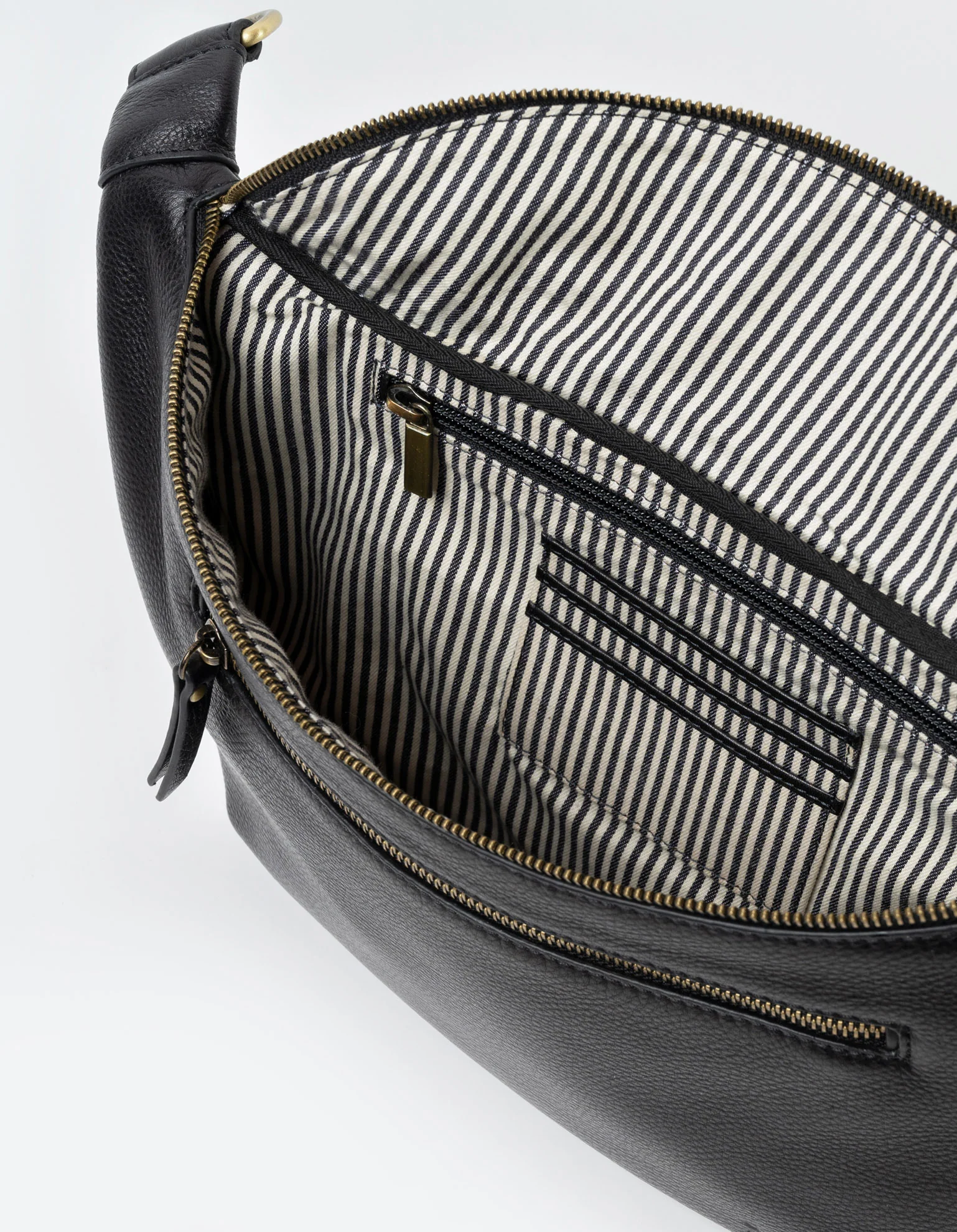 Drew Bum Bag Maxi - Black Soft Grain Leather - Image 4