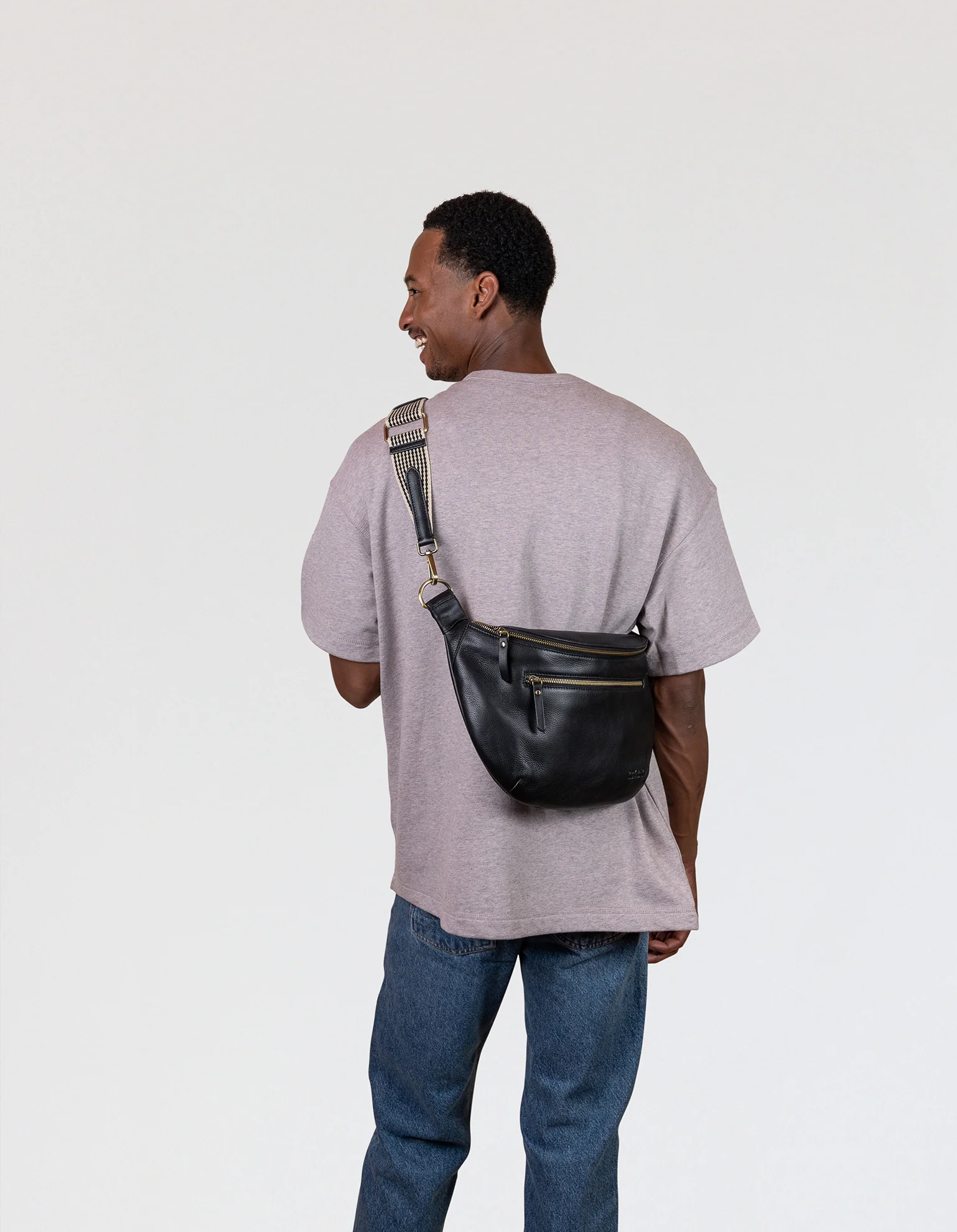 Drew Bum Bag Maxi - Black Soft Grain Leather - Image 6