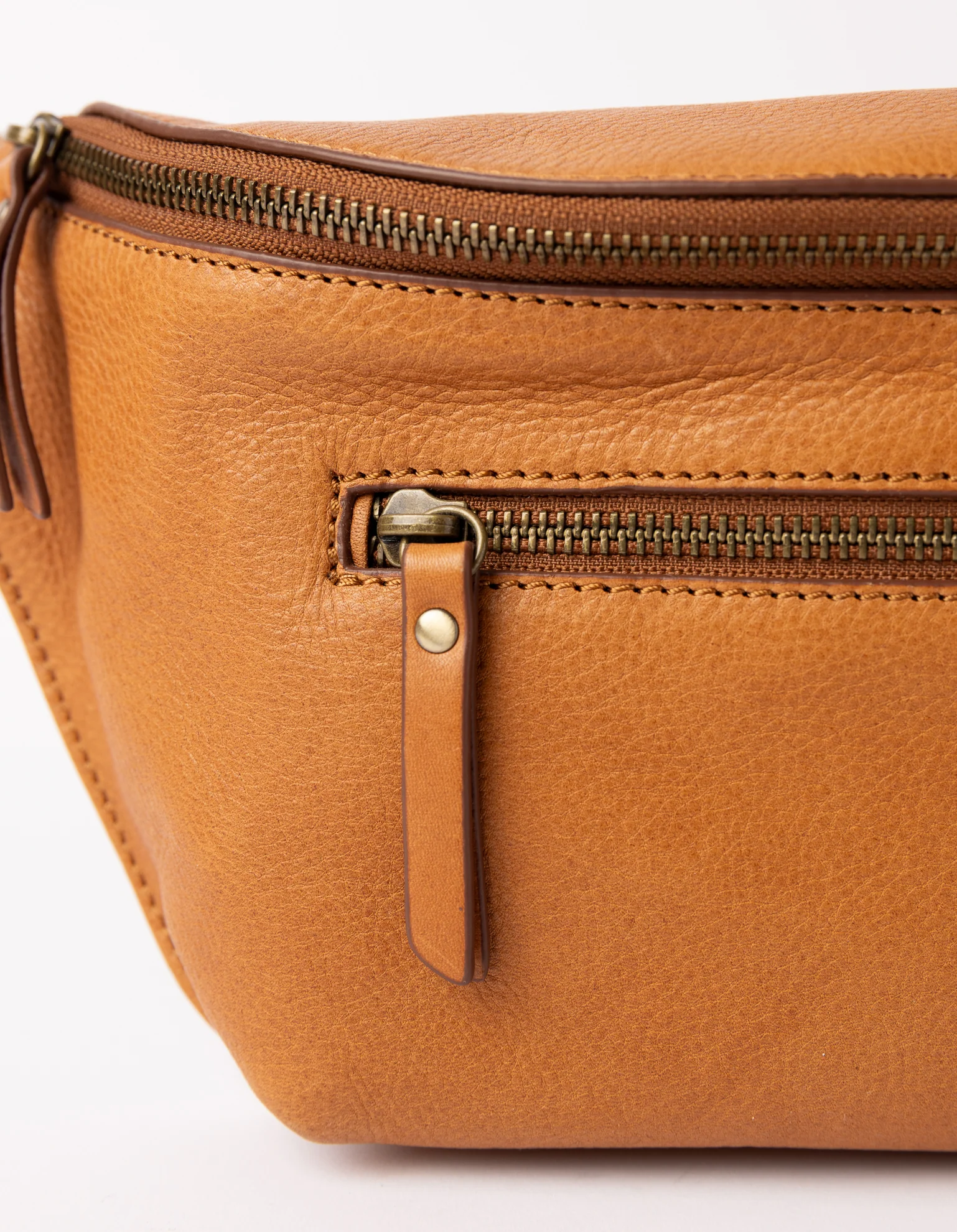 Drew Bum Bag - Wild Oak Soft Grain Leather - Image 5