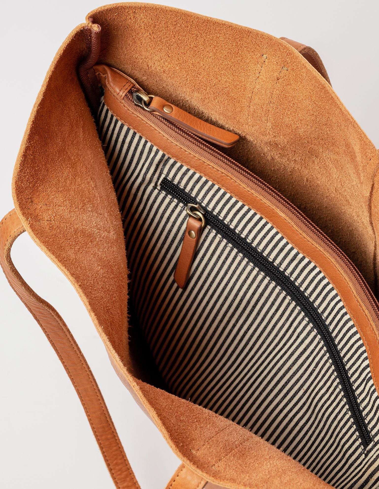 Georgia - Wild Oak Soft Grain Leather - Image 4