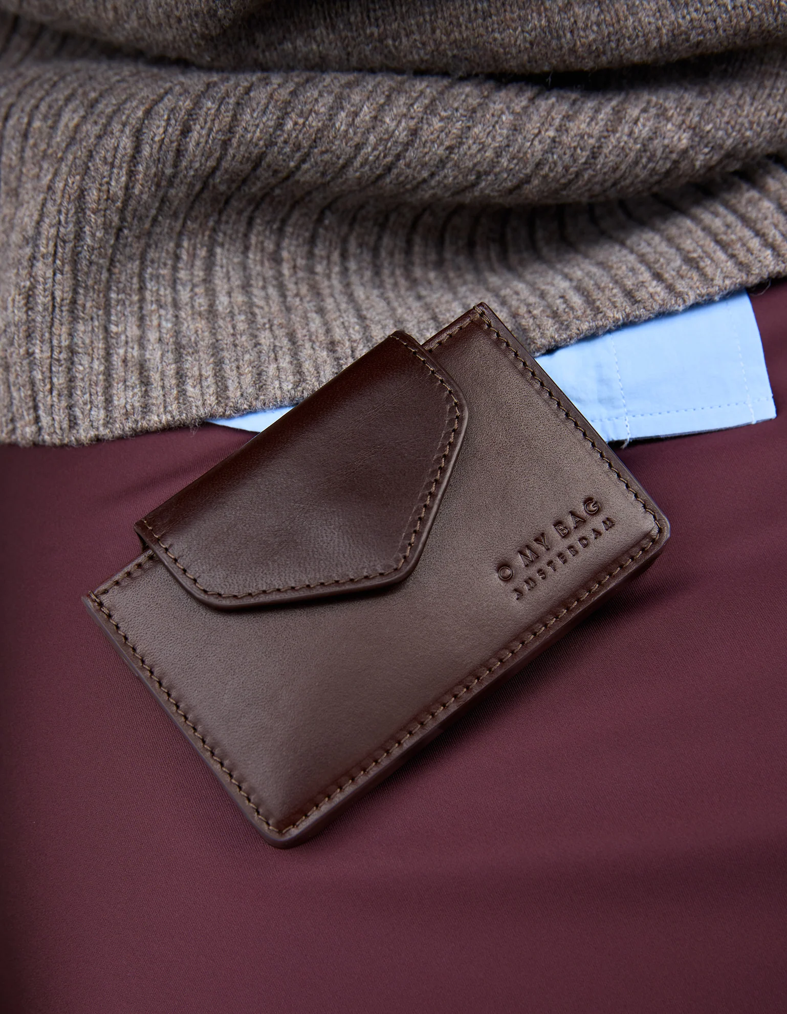 Harmonica Wallet - Chocolate Classic Leather - Image 4