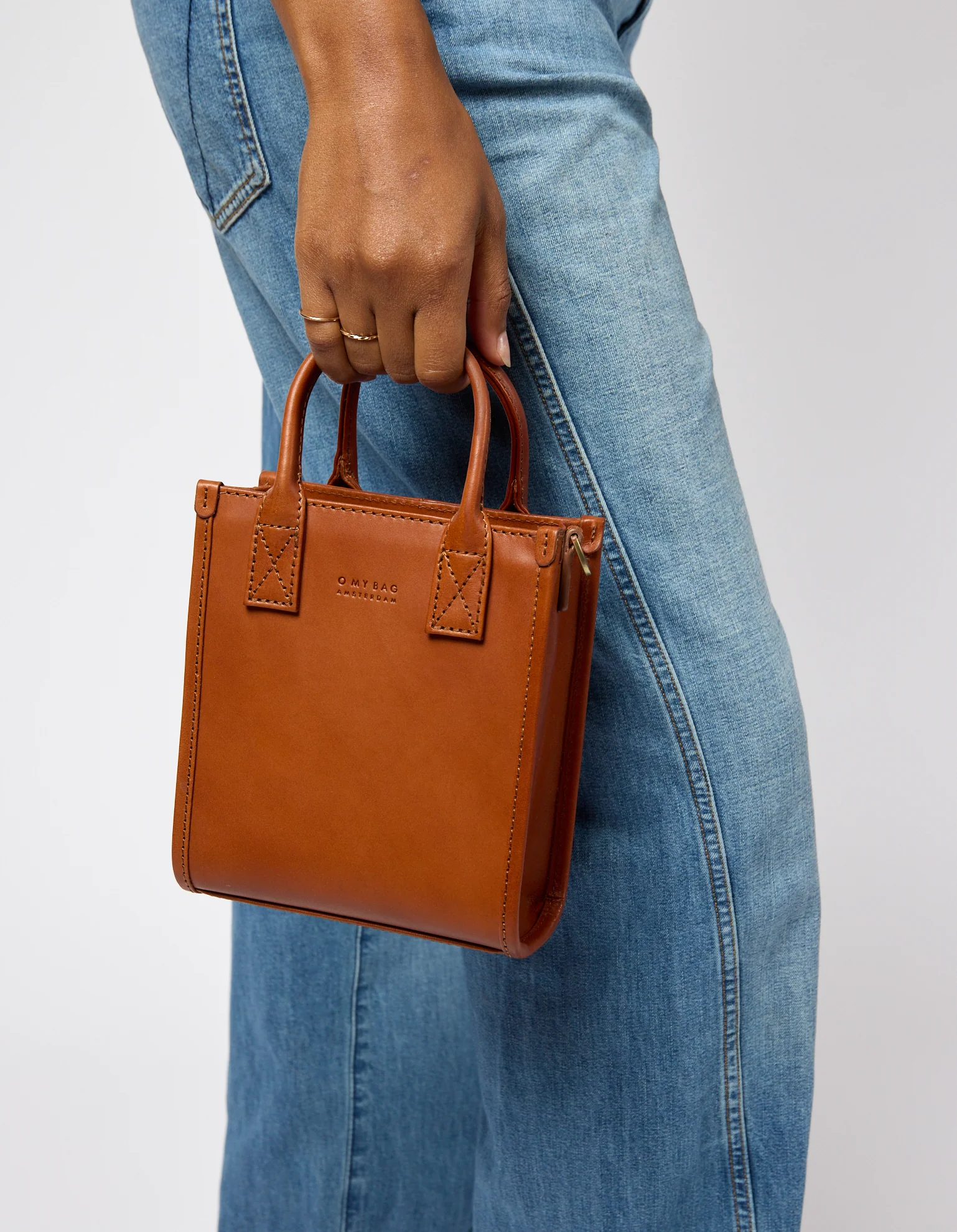 Jackie Mini - Cognac Classic Leather - Image 9