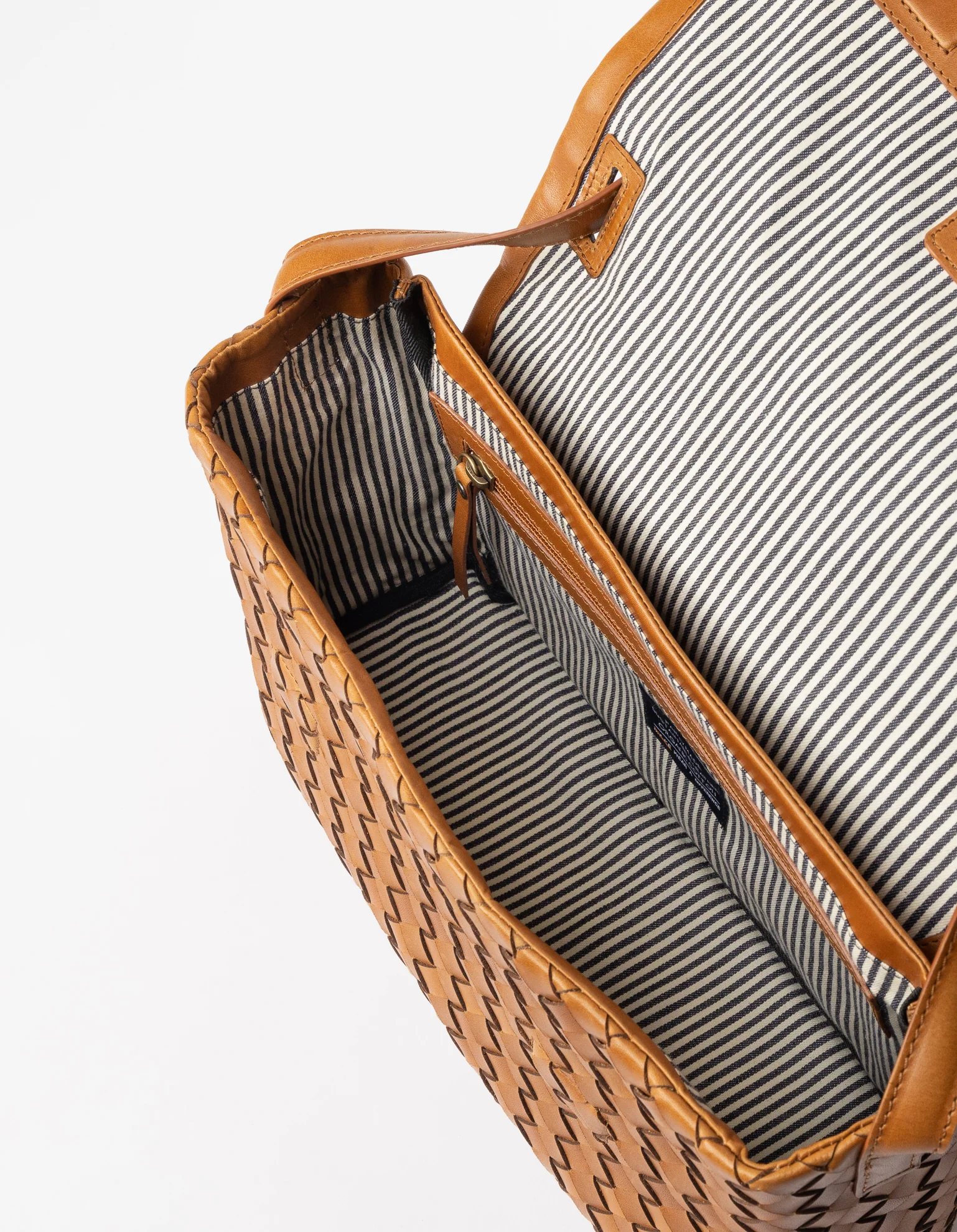 Kenzie - Cognac Woven Classic Leather - Image 5