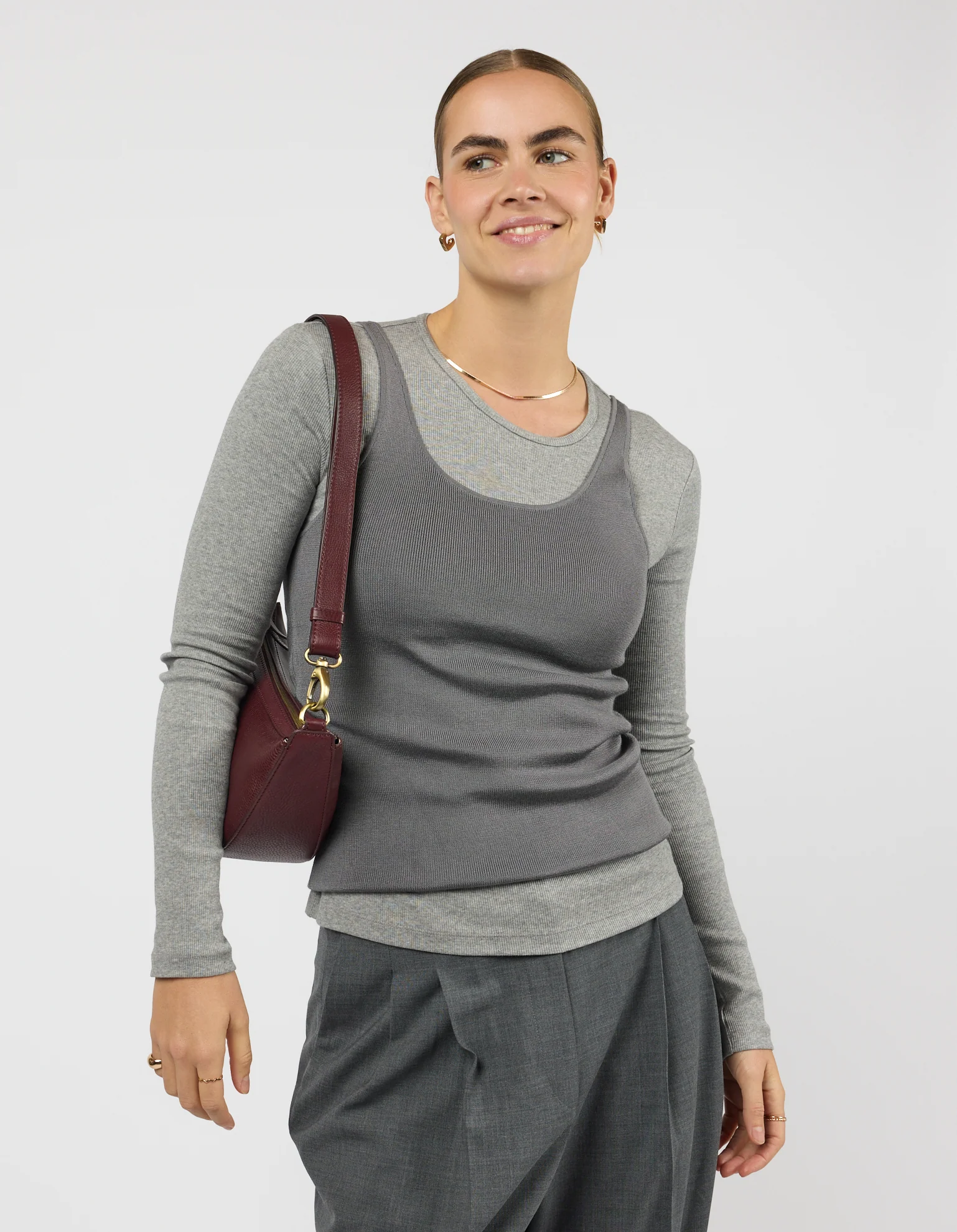 Leo Midi - Dark Cherry Soft Grain Leather - Image 5