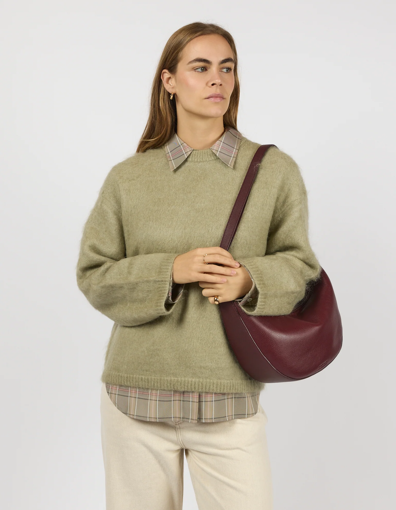 Leo Maxi Twisted Handle - Dark Cherry Soft Grain Leather - Image 9