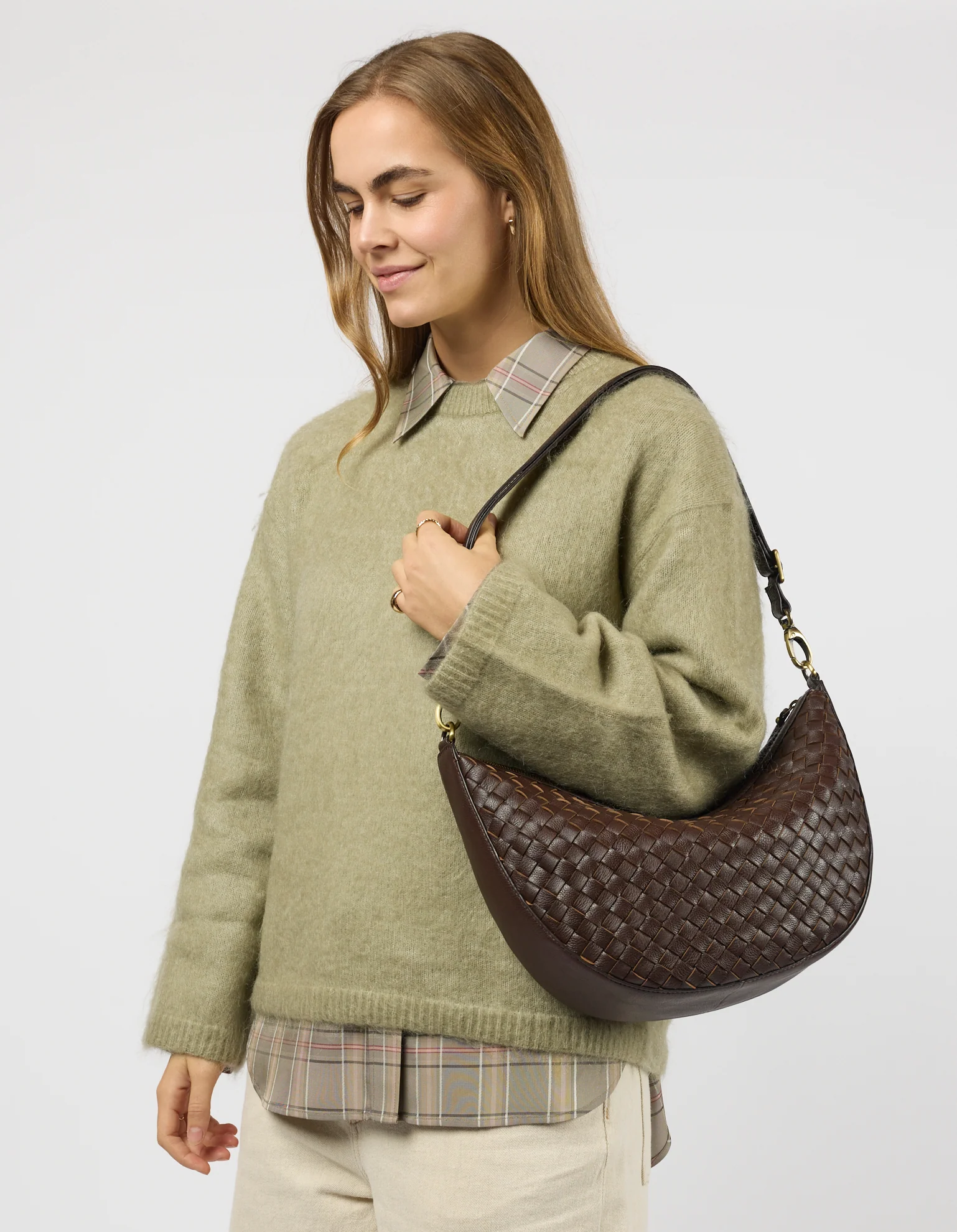 Leo Maxi - Chocolate Woven Soft Grain Leather - Image 5