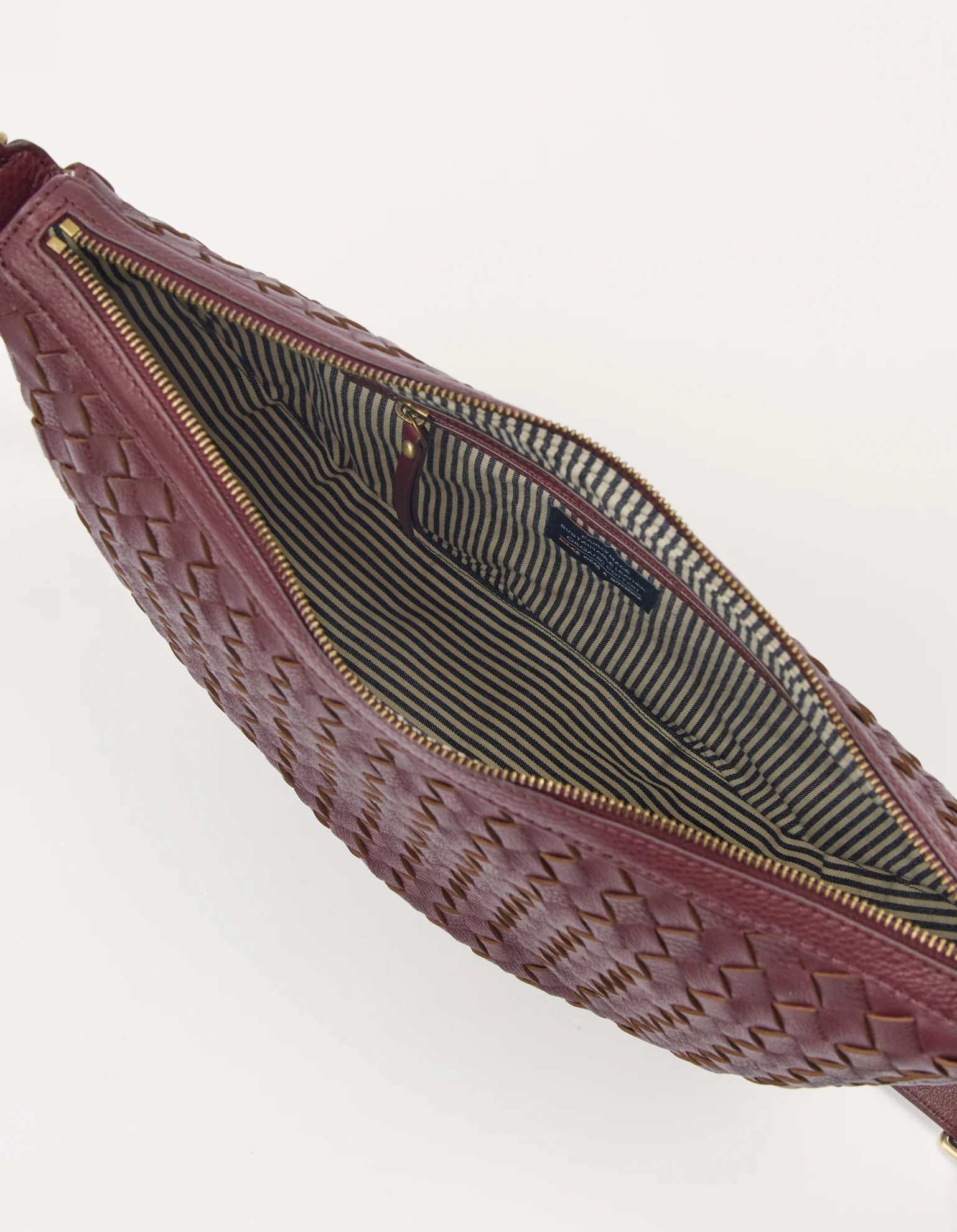 Leo Maxi - Dark Cherry Woven Soft Grain Leather - Image 3
