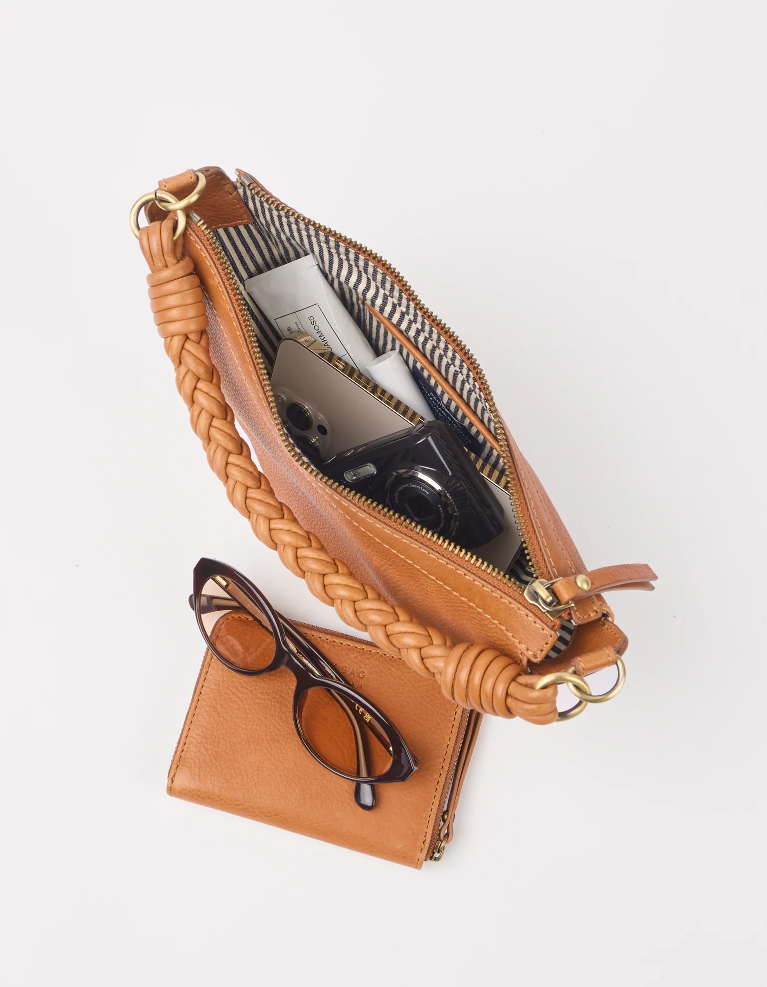 Leo Mini Twisted Handle - Wild Oak Soft Grain Leather - Image 6