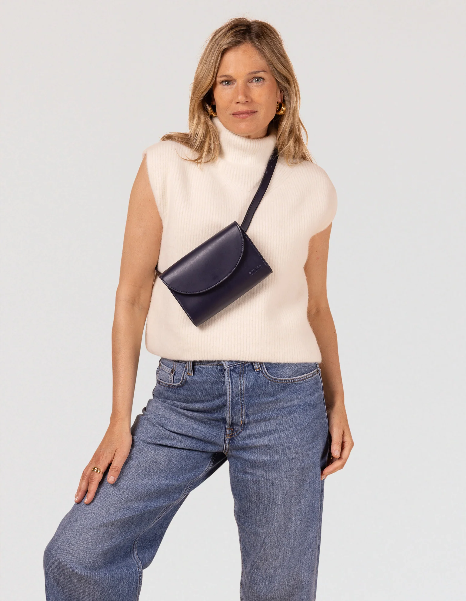 Sanne Belt Bag - Navy Vegan Uppeal™ - Image 7