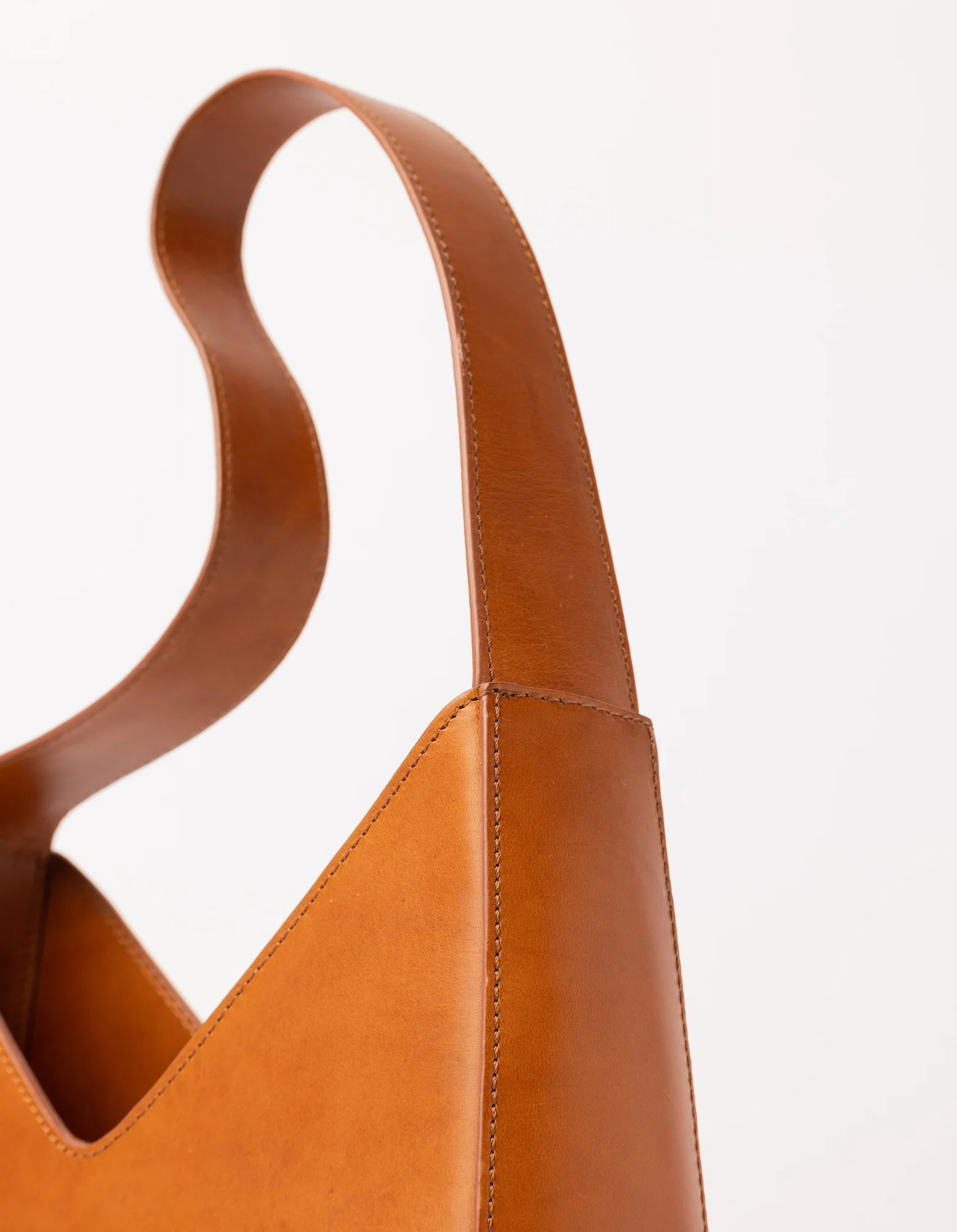 Vicky - Cognac Classic Leather - Image 4